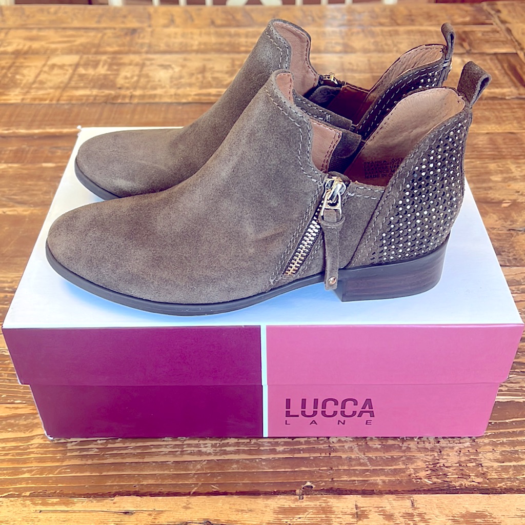 Lucca Lane Womens Syanna Moss Color Suede Booties Shoes
